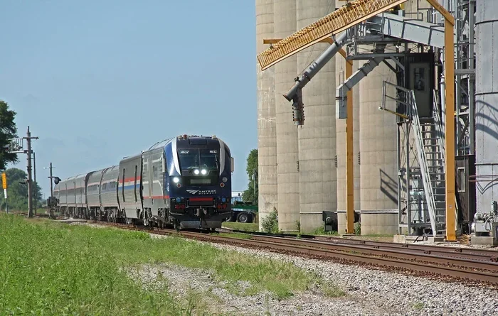 Can I Charge My Phone On Amtrak Trains While Traveling