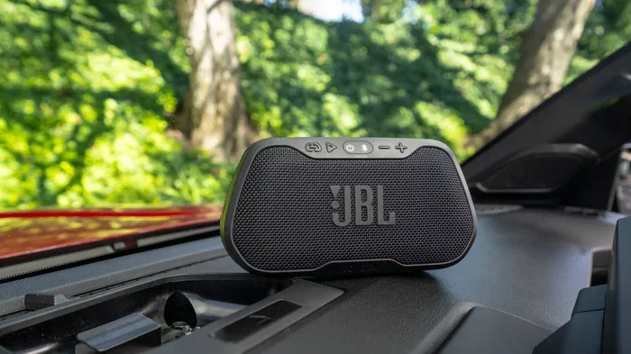 Can I Connect A Jbl Speaker To My Car With Bluetooth