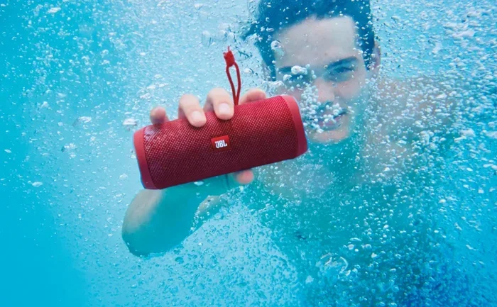 Can A Jbl Speaker Play Underwater And Still Sound Good