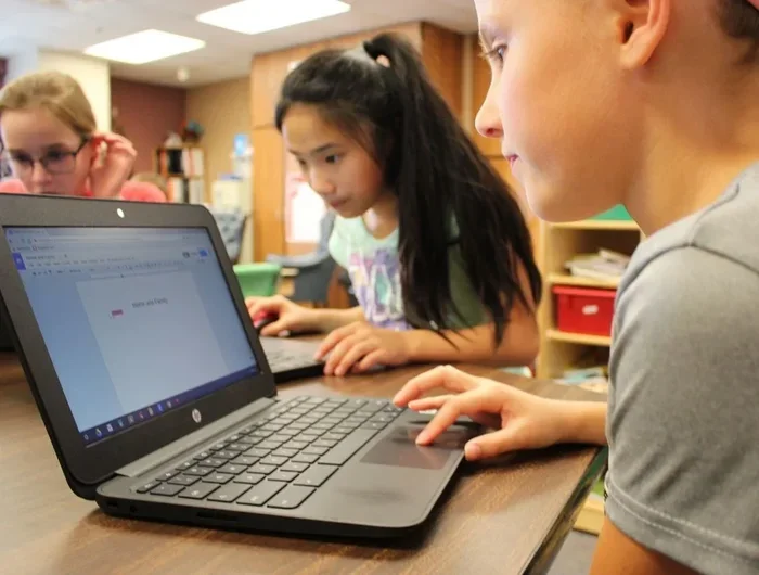 Can I Use Chromebook Without Internet and Stay Productive